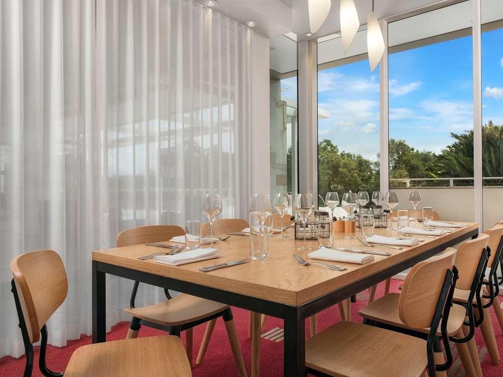 Pelican Waters Golf Resort Sunshine Coast Caloundra Restoran gambar